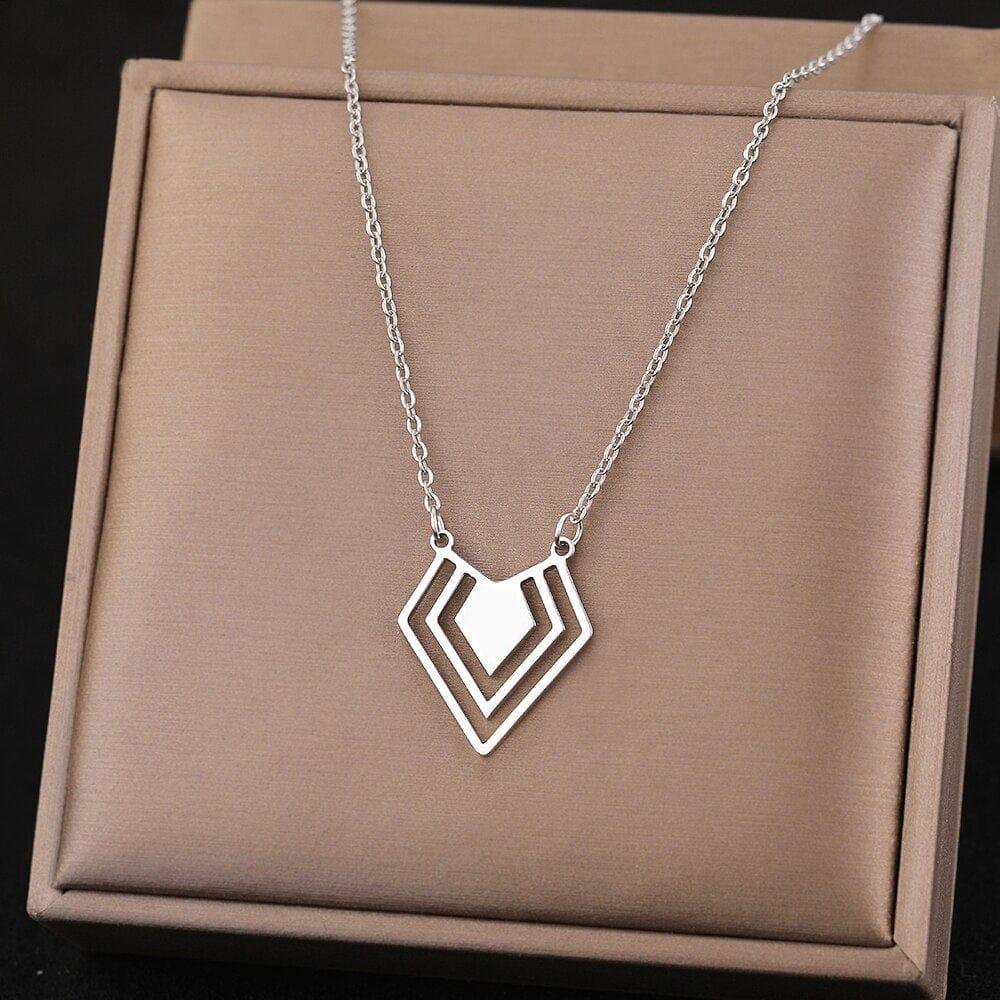 Danielle stainless steel necklace - VERSO QUALITY MATERIALS